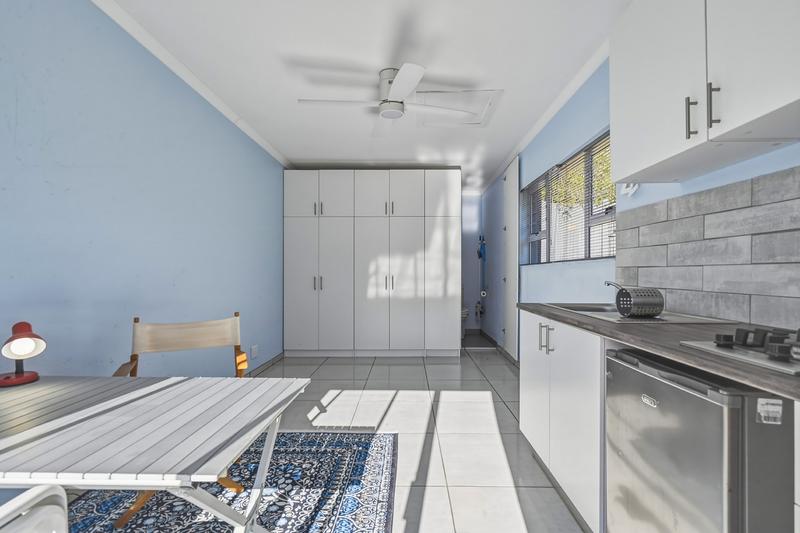 To Let 4 Bedroom Property for Rent in Lakeside Western Cape